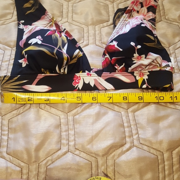 Bikini Top - Picture 3 of 5